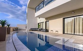 Top-Class Luxury Villa Bsamim With Full Sea View Heated Pool !!!!